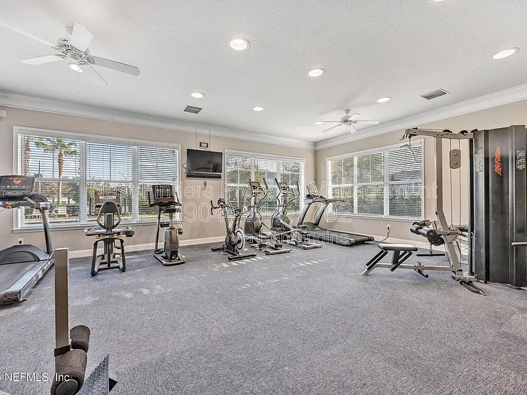 3857 Lionheart Dr — Photo 24