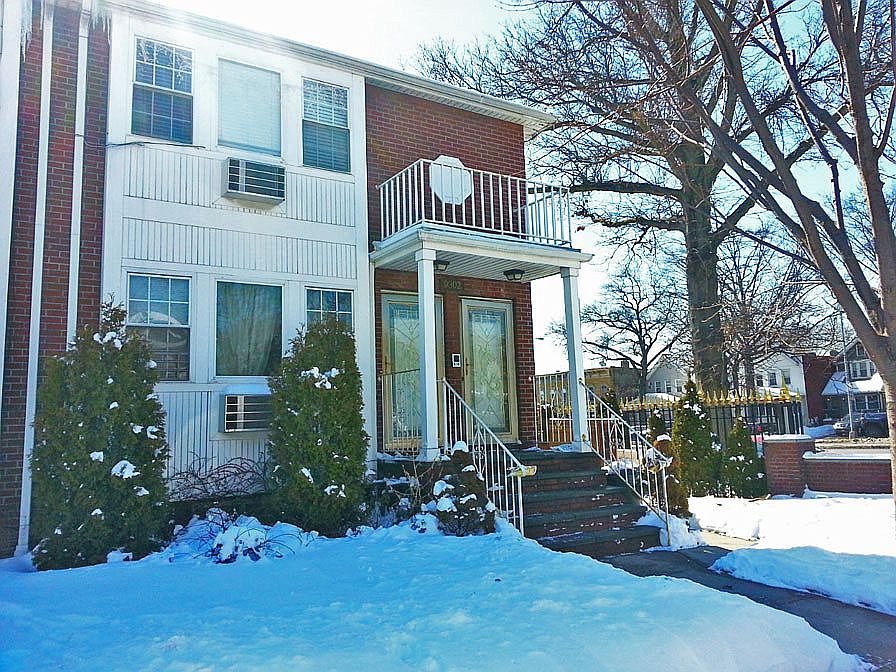 1st image of 9302 90th Ave