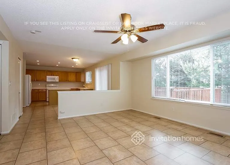 11303 Haswell Ct — Photo 10