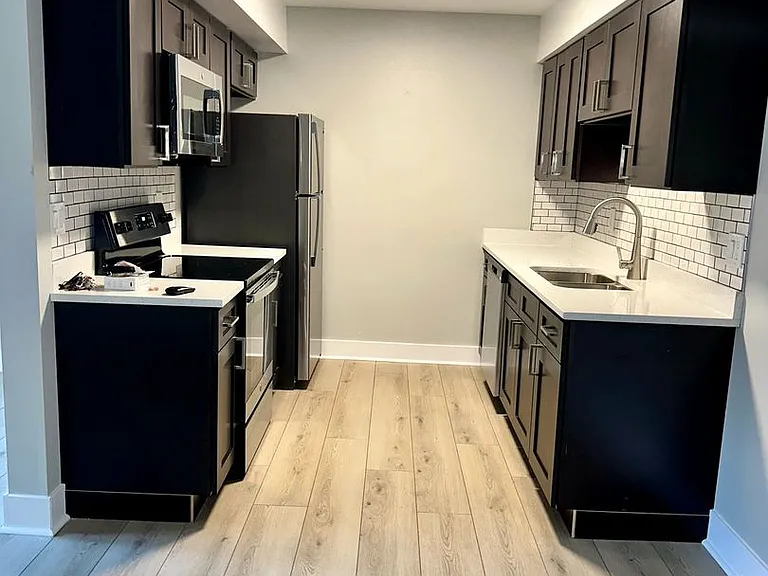 CherryVale Apartments — Photo 32