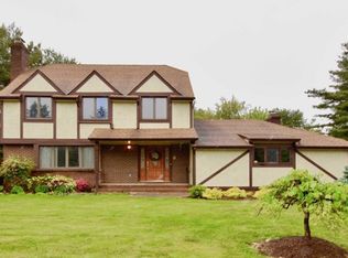 575 Russell Ave, Wyckoff, NJ 07481