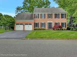 78 Vardon Way, Farmingdale, NJ 07727