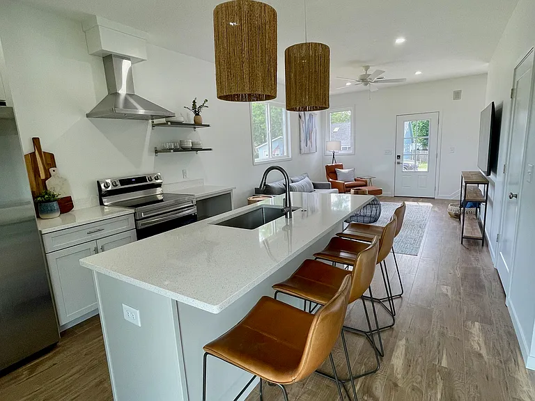 13680 Rosewood Rd NE #13680A — Photo 4