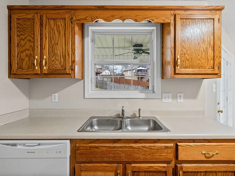 386 Brook Mead Dr — Photo 11