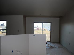 8609 Aldridge Dr SW, Cedar Rapids, IA 52404