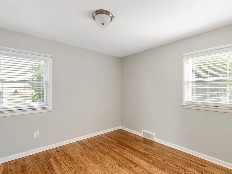 4514 Sedgemoor Ave — Photo 15