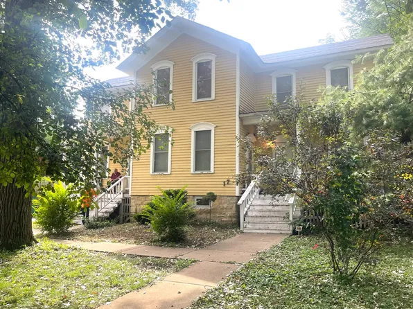 17 S Cagwin Ave, Joliet, IL 60436