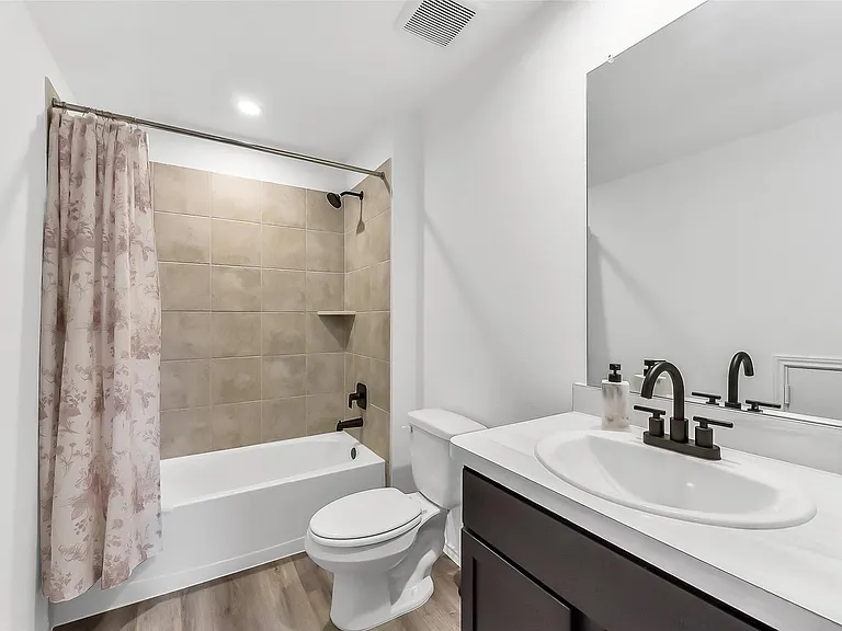 14816 Crimson Peak Ln — Photo 28