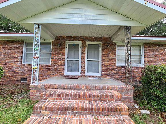 3rd image of 230 SW Lemoyne Ave #2