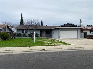 169 N Santa Rosa St, Los Banos, CA 93635