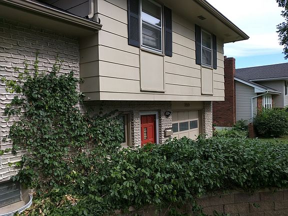 3rd image of 3919 S Leslie Ave