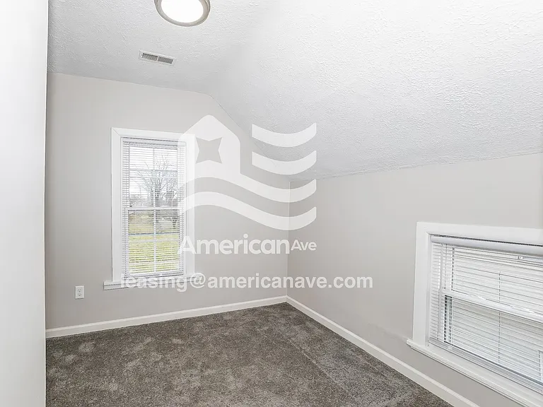 763449_012_wm_-_bedroom_13364649.jpg