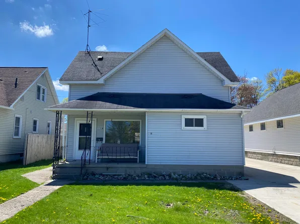 219 Larke Ave, Rogers City, MI 49779