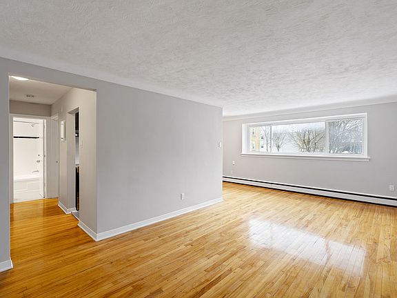 4th image of 1196 Shillington Ave #937101