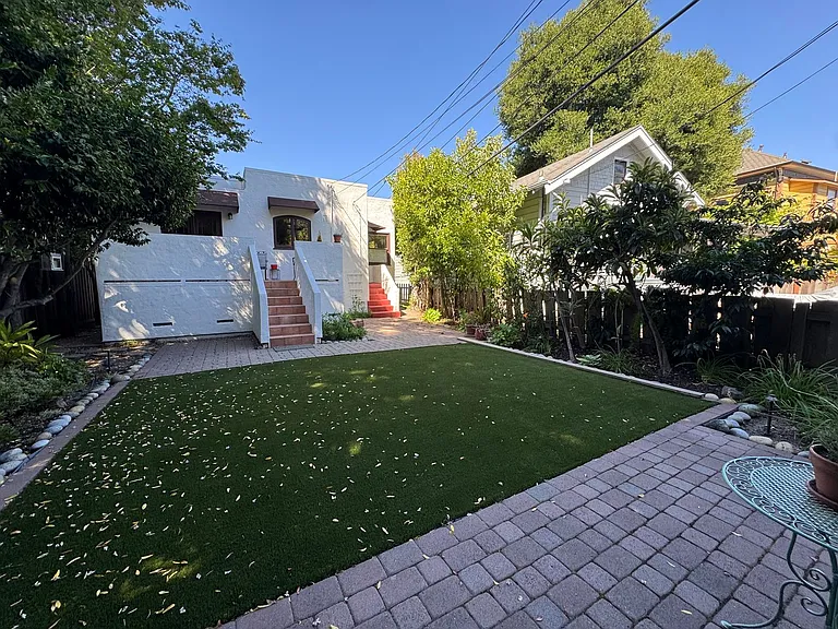 2856 Lincoln Ave — Photo 10