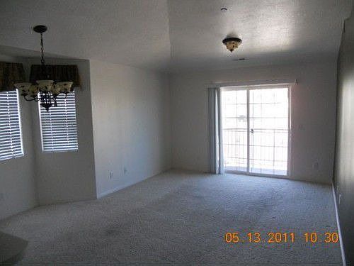 3rd image of 95 W Daybreak Ln #10