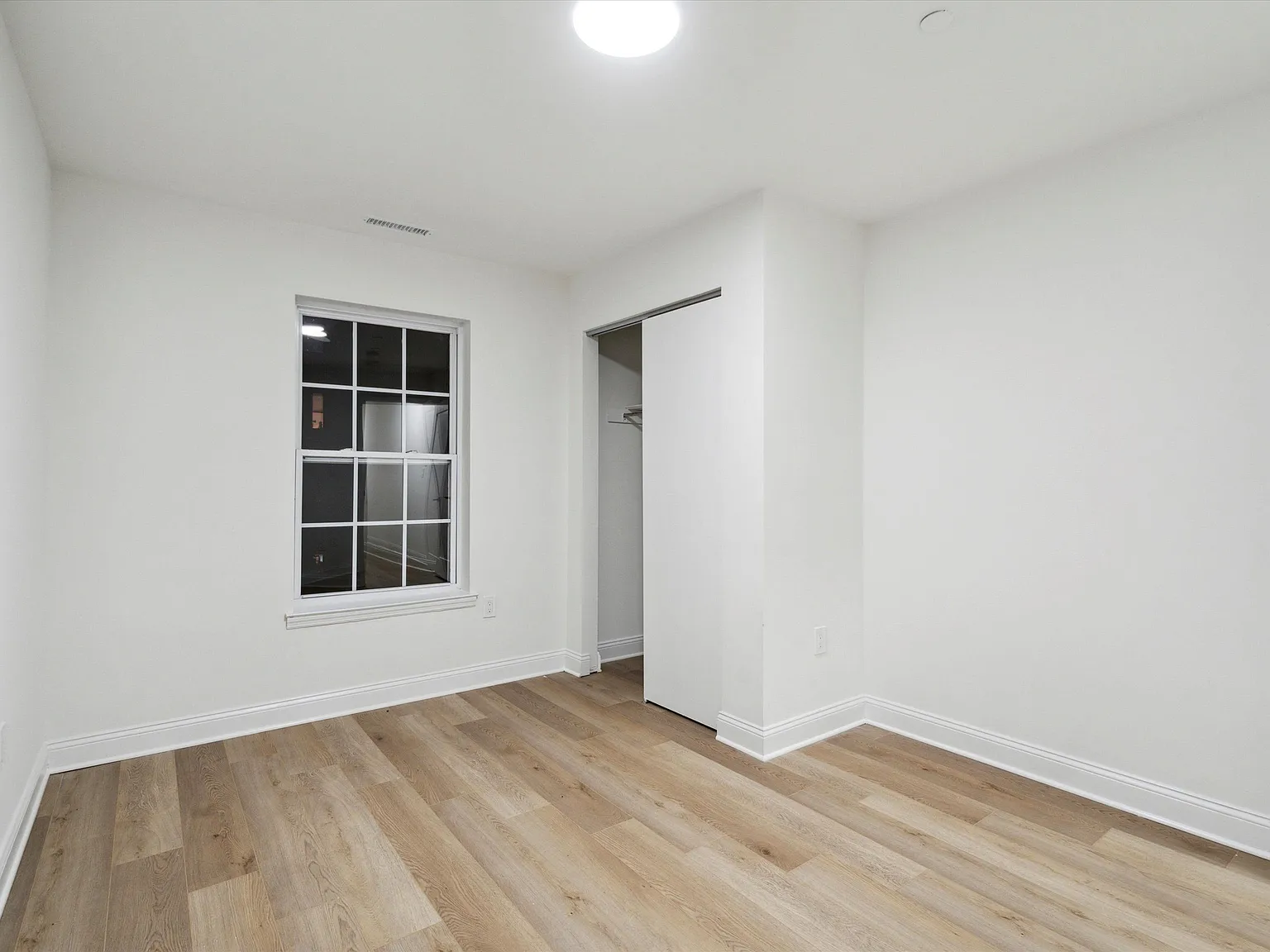1833 N 18TH ST Unit B — Photo 4