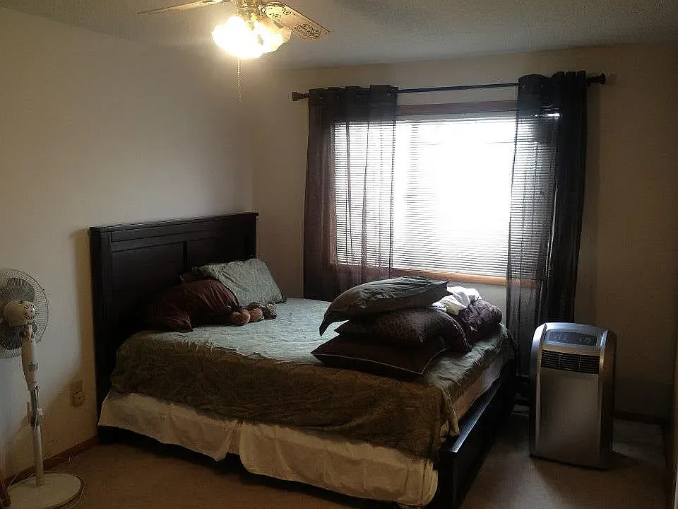 1 bed, 770 sqft, $985 — Photo 4