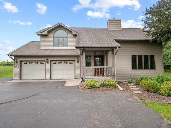 1705 170th Ave, New Richmond, WI 54017