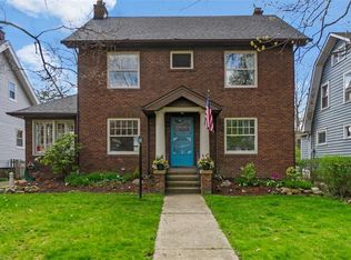 2620 Shaker Rd, Cleveland Heights, OH 44118