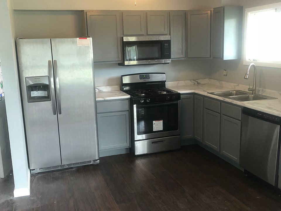 1501 Fairway Dr Rantoul, IL Zillow Apartments for Rent in Rantoul