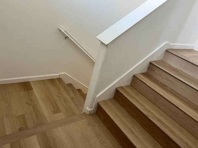 Transition from downstairs to upstairs