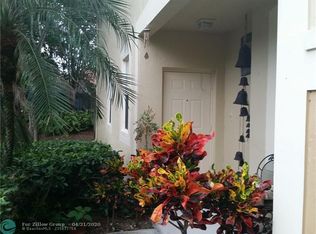 2052 Hacienda Ter #2052, Fort Lauderdale, FL 33327