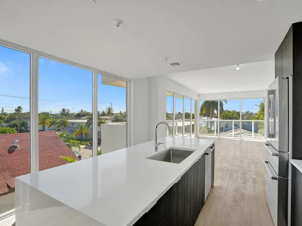 117 Lake Ave #304, Lake Worth, FL 33460