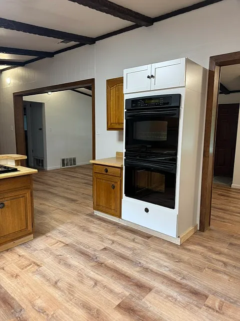 3 bed, 1560 sqft, $2,500 — Photo 4