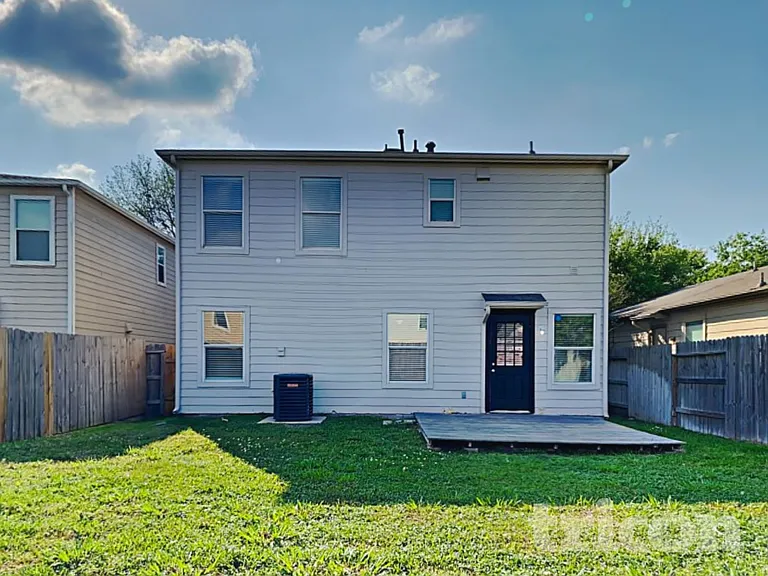 3239 Dartmouth Field Ln — Photo 17