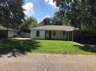 2729 Magnolia Dr, La Marque, TX 77568