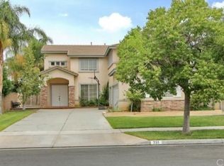 731 Raphael Cir, Corona, CA 92882