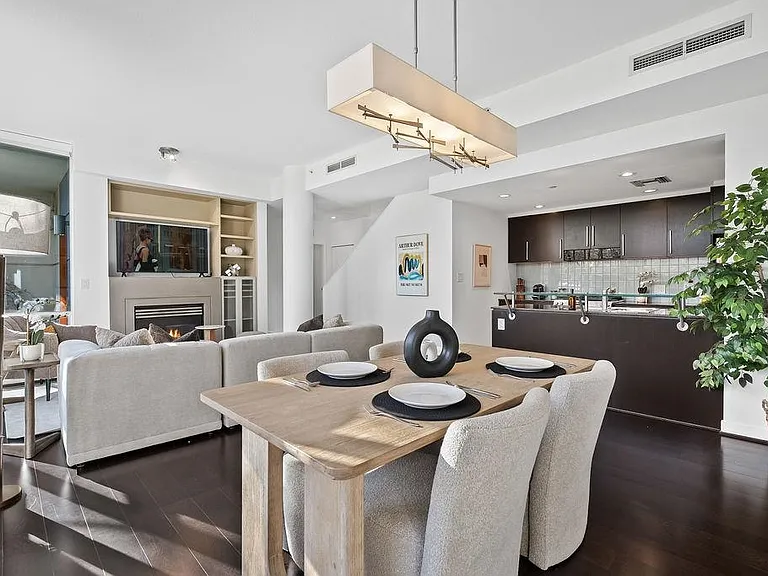 638 Beach Cres #Townhouse 105 — Photo 10