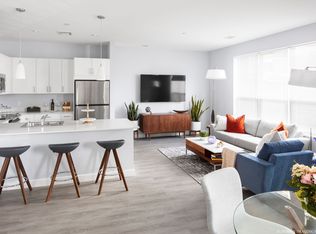 4 Crown Dr UNIT 206, Quincy, MA 02169