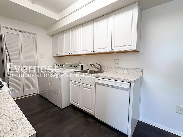 10202 Prince Pl #204 — Photo 5