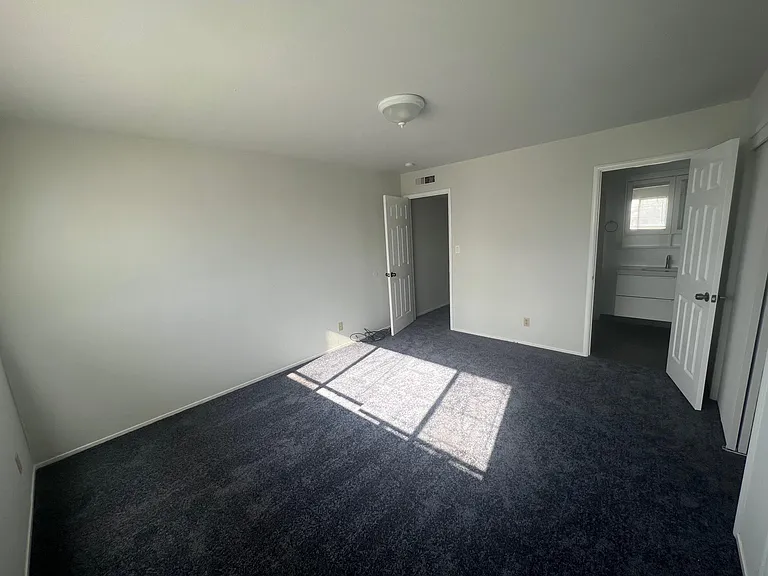 2426 Fern St #D — Photo 7