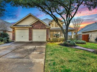 17306 Canyon Knoll Dr, Houston, TX 77095