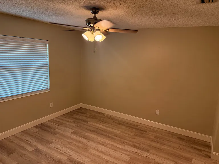 Unfurnished photos - master bedroom