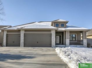 10023 Olive St, La Vista, NE 68128