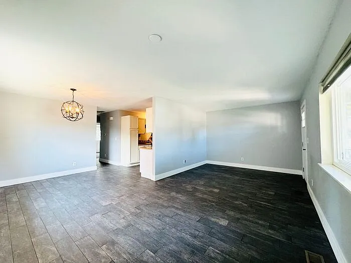 65 Chestnut St — Photo 3