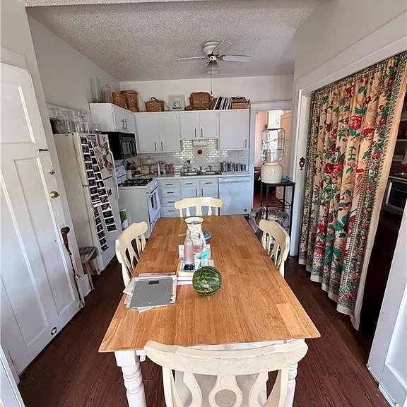 2423 Broadway St #C — Photo 5