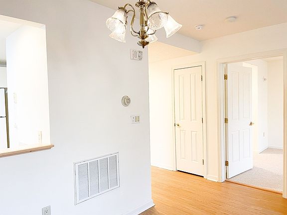 4th image of 4105 Heatherwood #4105