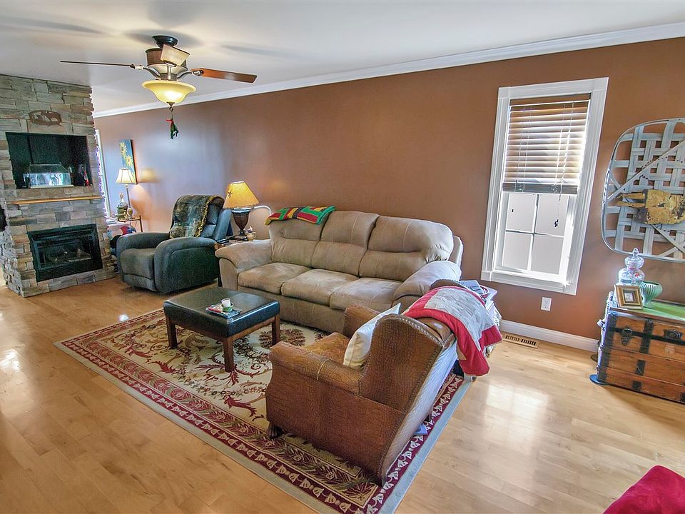 481 Green Creek Dr, Glasgow, KY 42141 Zillow