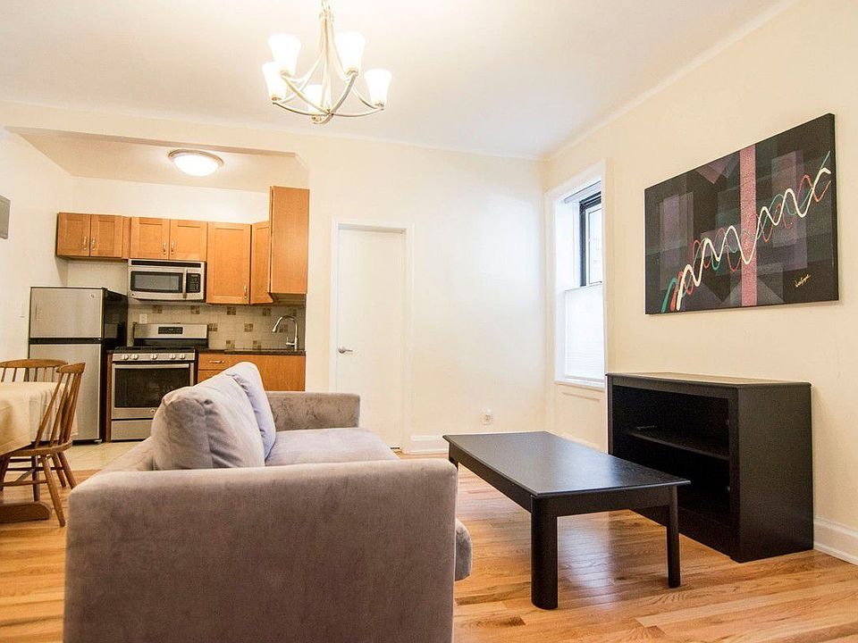 1st image of 49 Pinehurst Ave #2