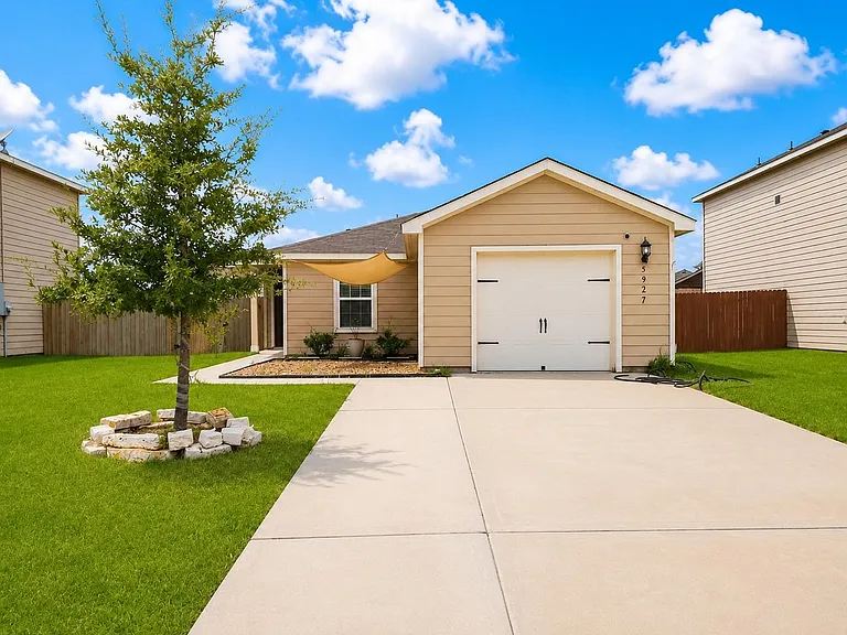 5927 Golden Cove Rd — Photo 1