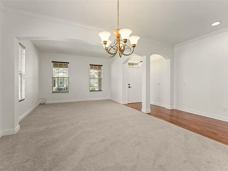 13544 Riggs Way — Photo 8