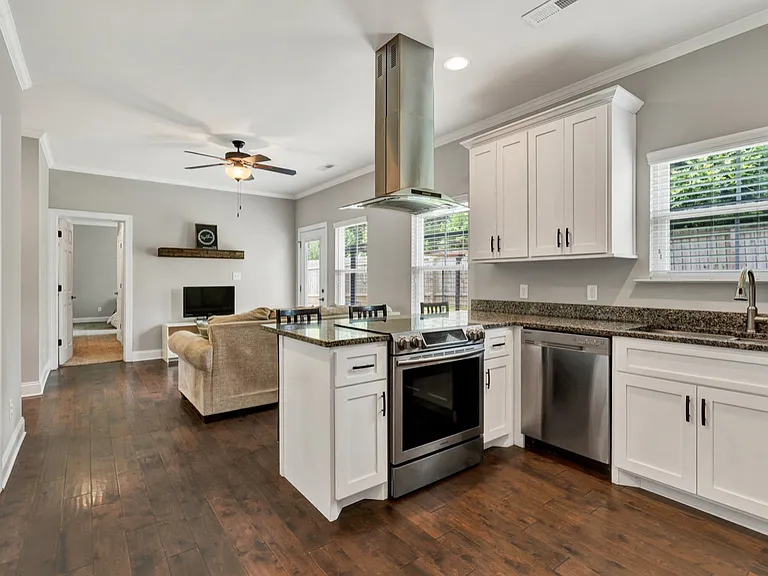 194 Neely Cir NE — Photo 6