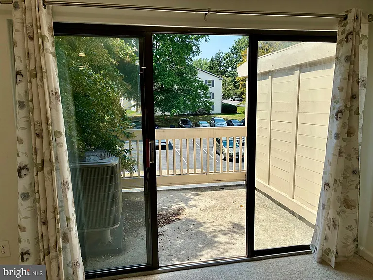 5772 Rexford Ct #G — Photo 28