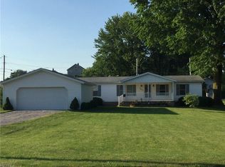 227 7th St SE, Brewster, OH 44613