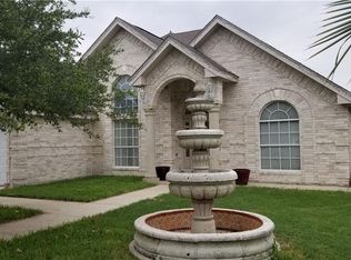 912 Regal Dr, Pharr, TX 78577